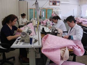 İ̇zmir’deki Okullardan Depremzedeler İçin Uyku Tulumu Seferberliği