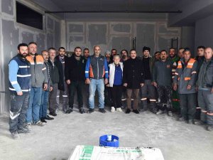 Başkan Ataç Yeşiltepe Belde Evi İnşaatını İnceledi