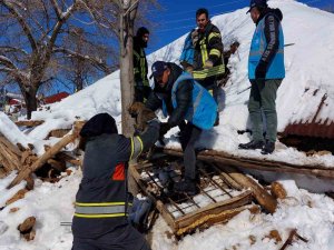 Altınordu Arama Kurtarma Ekibi Deprem Bölgesindeki Çalışmalarını Sürdürüyor