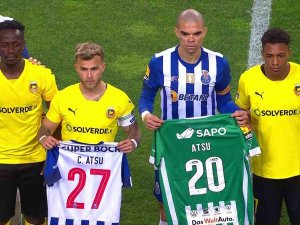 Christian Atsu, Porto - Rio Ave Maçı Öncesi Törenle Anıldı