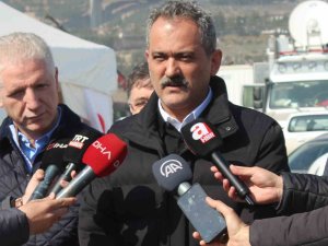 Bakan Özer: "10 İlde Eğitim-öğretimin Başlangıcıyla İlgili Detayları Yarın Açıklayacağız"