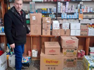 Depremzedeler İçin Hayırseverler Altınını Bozdurdu, Kumbarasını Bağışladı