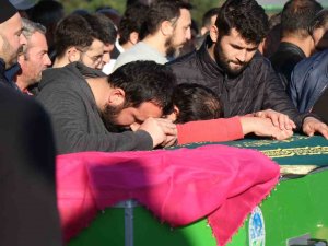 Kombiden Sızan Gazdan Zehirlenen Aile Toprağa Verildi