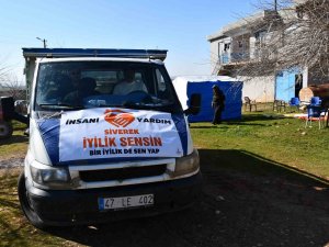 Gönüllüler Depremzedeler İçin Seferber Olmaya Devam Ediyor