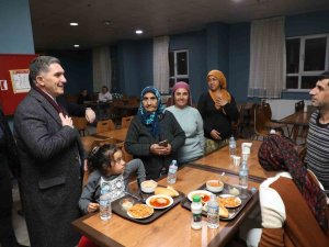 Ak Parti’li Çelebi: "Ağrı Depremzedelerimiz İçin Tek Yürek Oldu"