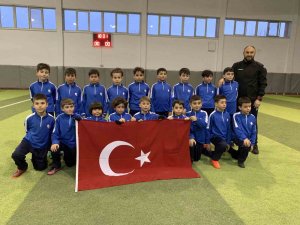 Erzurumspor’un Miniklerinden Duygulandıran Hareket