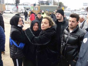 17 Kişinin Hayatını Kaybettiği Hayat Sitesi’nde Kolonların Kesildiği İddiası