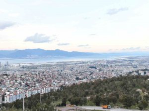 Başkan Gümrükçü: "Çiğli’de 30 Binden Fazla Yapı Var, Tamamını İnceleyeceğiz"