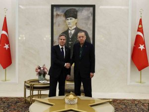 Cumhurbaşkanı Recep Tayyip Erdoğan, Esenboğa Havalimanı Büyük Şeref Salonunda Abd Dışişleri Bakanı Antony Blinken’i Kabul Etti.