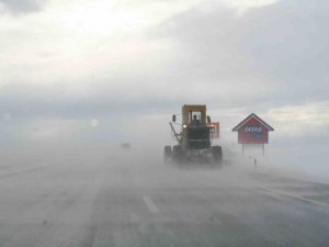 Kars’ta Tipiden 6 Köy Yolu Ulaşıma Kapandı