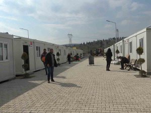 Kahramanmaraş’ta 117 Aileye Yuva Olacak Konteyner Kentte Çalışmalar Sürüyor