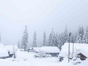 Düzce’nin Yüksek Kesimlerinde Kar Kalınlığı 80 Santimetreye Ulaştı