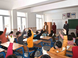 Nevşehir’de Bin 247 Depremzede Çocuk Ders Başı Yaptı