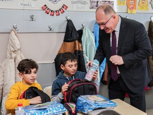 Bin 275 Depremzede Öğrenci Sivas’ta Ders Başı Yaptı