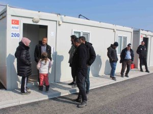 Nurdağı’nda Depremzedeler Konteynerlere Yerleşmeye Başladı