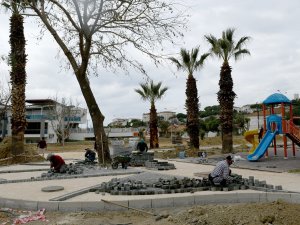 Yeni Parklar Kuşadası’na Nefes Oluyor