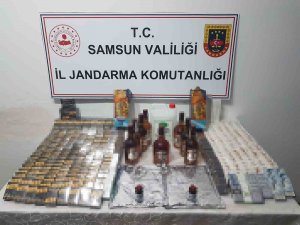 Samsun’da Jandarma Kaçak Tütün Mamülleri Ve İçki Ele Geçirdi