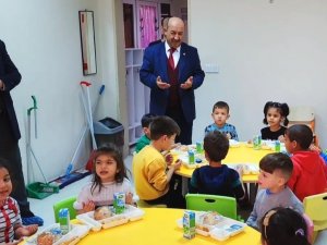 Kütahya’da Ana Sınıfı Öğrencilere Ücretsiz Yemek Uygulamasına Başlandı