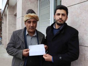 Köylüler Danalarını Sattı Depremzedelere Destek Oldular