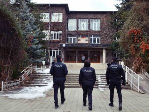 Polis Ekiplerinden Okul Çevrelerinde Denetim