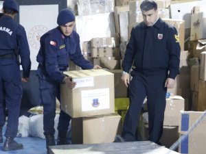 Manisa Jandarmasından Deprem Bölgesine Anlamlı Destek