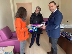 Başarılı Sporcu Ekipman Desteğiyle Ödüllendirildi