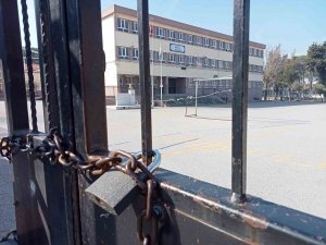 İ̇zmir’de 8 Okulun Tahliyesine Başlandı