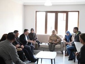Başkan Avcı Depremzede Aileleri Ziyaret Etti