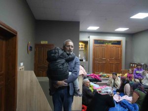 Tarsus Belediyesi Hatay Depreminin Ardından Seferber Oldu