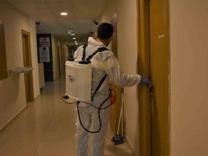 Depremzedelerin Konakladığı Yurtlarda Hijyen Çalışmaları