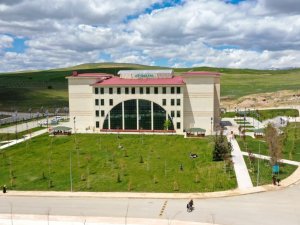 Bayburt Üniversitesi Kütüphanesi Kapılarını Depremzede Öğrencilere Açtı