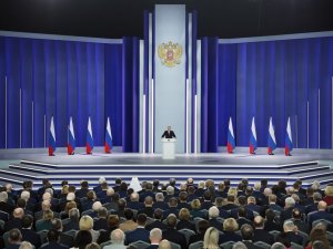 Putin: "Yeni Start Anlaşmasına Katılımımızı Askıya Alıyoruz"