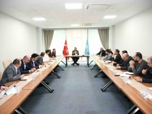 Başkan Özlü: "Depremzedeler İçin Bütçemizi Yeniden Gözden Geçiriyoruz"