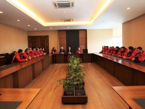 Başkan İ̇lgezdi, Deprem Bölgesine Giden Atak Ekibini Makamında Ağırladı