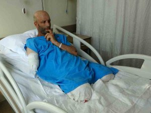 Enkaz Altında 3 Gün Kaldı, İş Makinesi Çalışırken Tesadüfen Bulundu