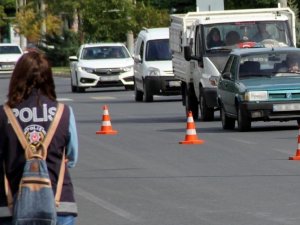 Bayburt’ta Trafiğe Kayıtlı Araç Sayısı 16 Bin 485 Oldu