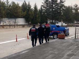 Mezarlıktan Musluk Çalan Şüpheli Yakalandı