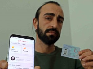 Depremde Ailesini Kaybedip Kayıtlara Ölü Olarak Geçmişti, Adeta Yeniden Doğdu