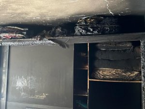 Elektrik Kontağından Çıkan Yangında Ev Kullanılamaz Hale Geldi