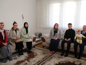 Başkan Akkaya: "Yaralar Sarılıncaya Kadar Üzerimize Düşen Ne Gerekiyorsa Yapacağız"