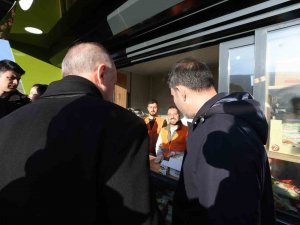 Cumhurbaşkanı Büyükşehir’in Depremzedelere Sunduğu Çalışmaları İnceledi