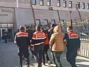 Hırsızlık Şüphelisi 3 Kişi Tutuklandı