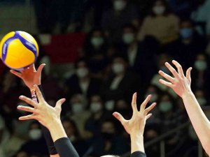 Voleybolda 8 Takım Liglerden Çekildi