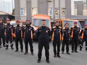 Ümraniye Belediyesi Arama Kurtarma Ekibi Deprem Bölgesinden Döndü