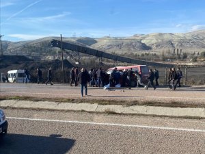 Ankara’da İki Minibüs Çarpıştı: 1 Ölü, 3 Yaralı
