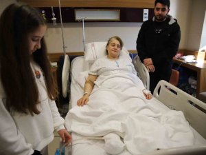 Sadece 5 Saniyede Çöken Binada Depremin Kalanını Enkaz Altında Yaşadılar