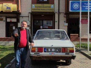 Tek Aracını Depremzedelere Konteyner Alana Verecek