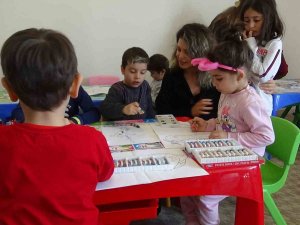 Depremzede Öğrenciler İçin Devlet-özel Sektör İş Birliği İle Anaokulu Kuruldu