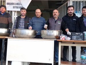Kırşehir’in Gönüllü Seyyar Mutfak Ekibi Hatay’da Çalışmalarını Sürdürüyor