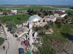 Hatay’da Depremde Zarar Gören Camiler Havadan Görüntülendi